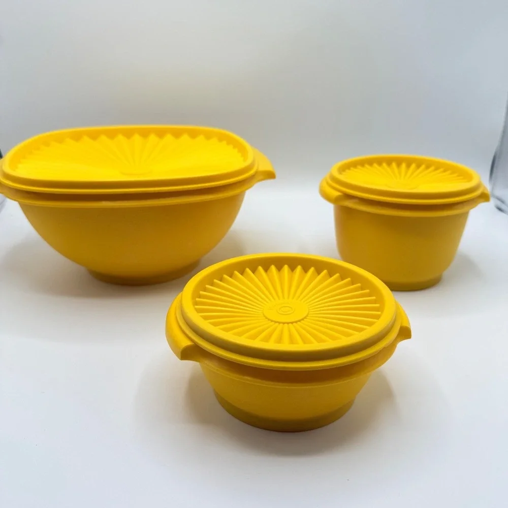 Tupperware‎ Harvest Gold Yellow Servalier Bowl 836 1323 886